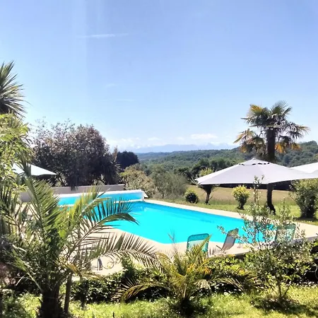 Domaine Hourcabis - 2 4 Et 6 Personnes *