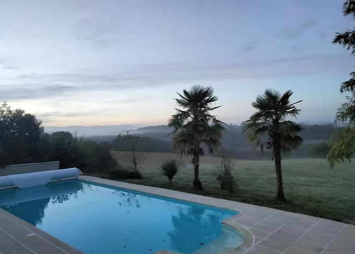Domaine Hourcabis - 2 4 Et 6 Personnes *